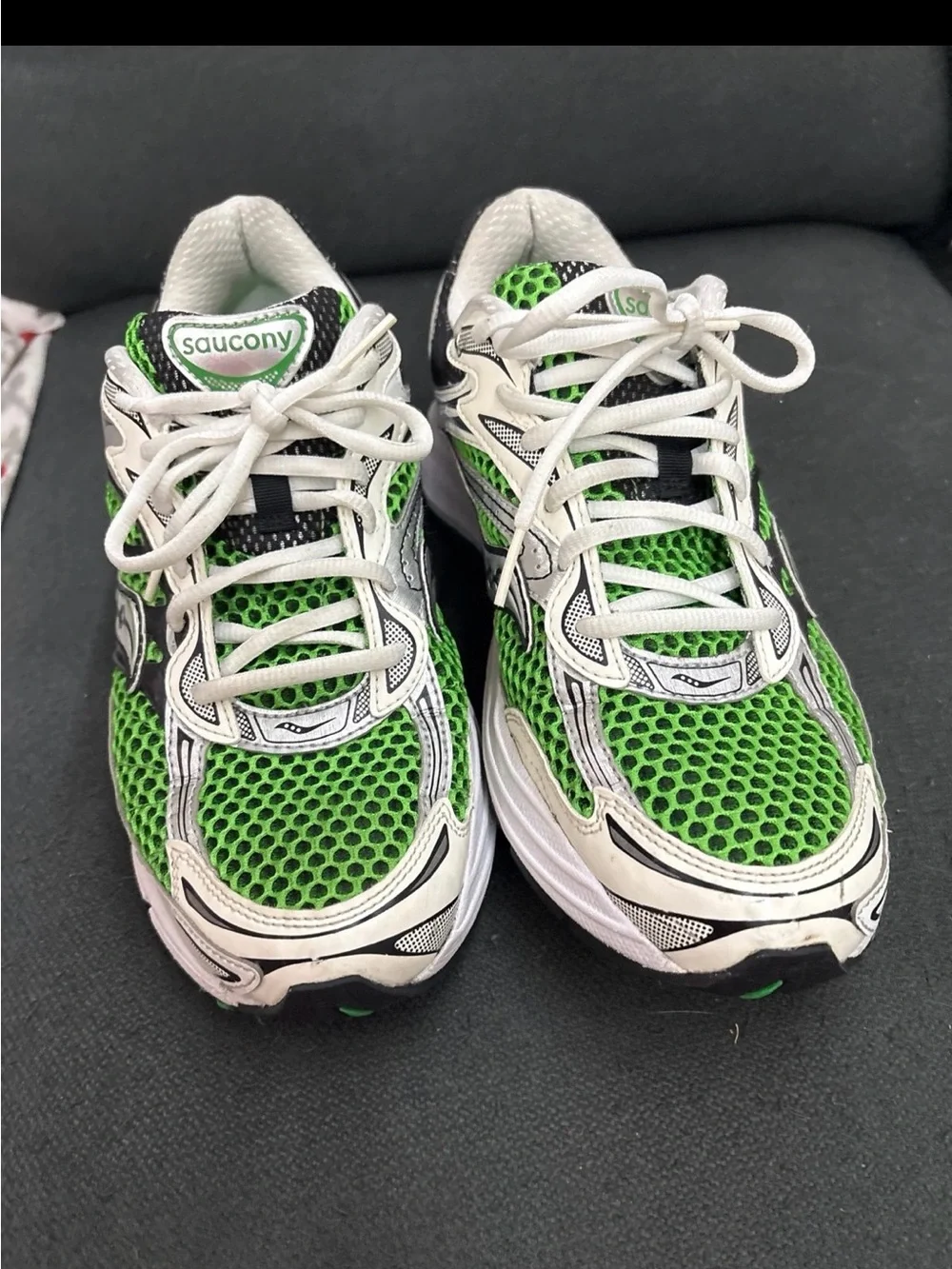 Saucony breathable green